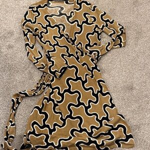 Women's Wrap Dress in Abstract Print